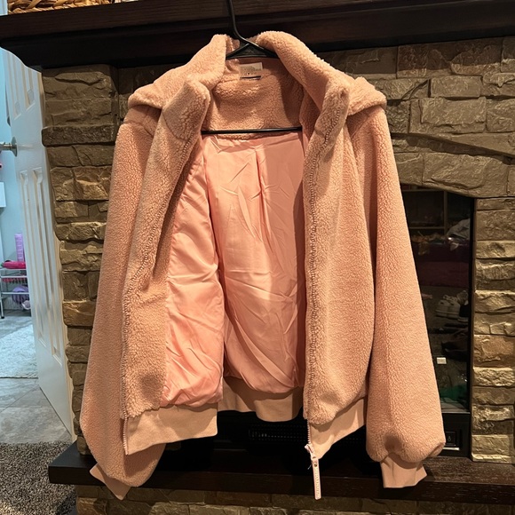 Musclenation Teddy Jacket - Picture 2 of 6